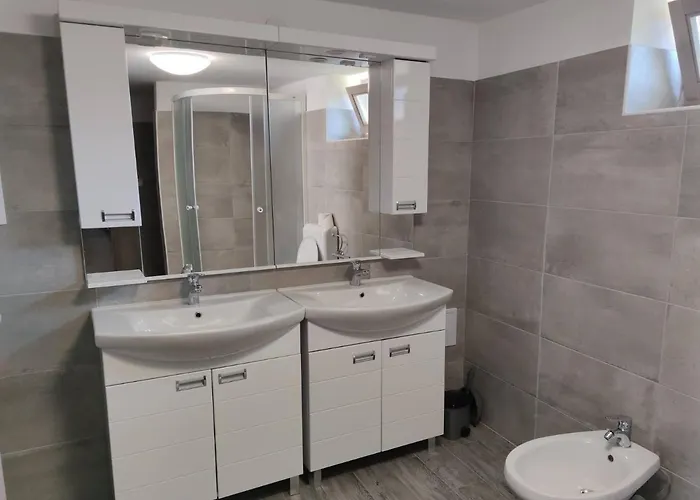 Das Blaue Haus Vendégház - Kovácshida * Kovacshida
