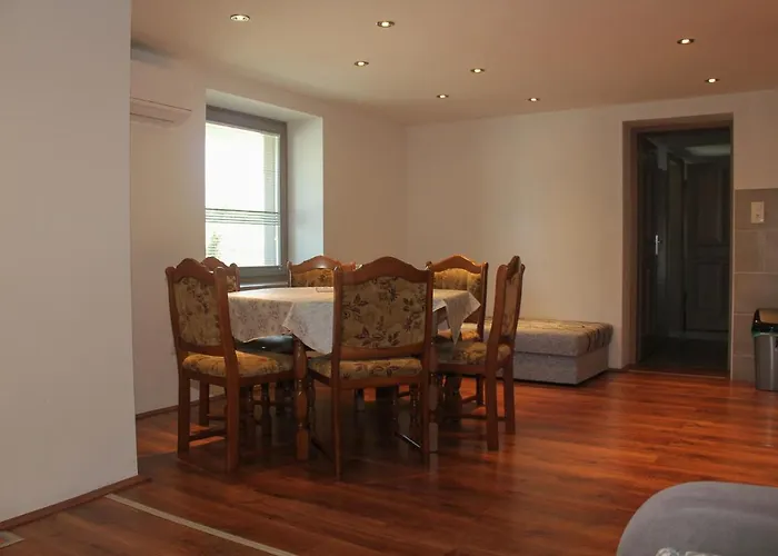 Das Blaue Haus Vendégház - Kovácshida Apartment