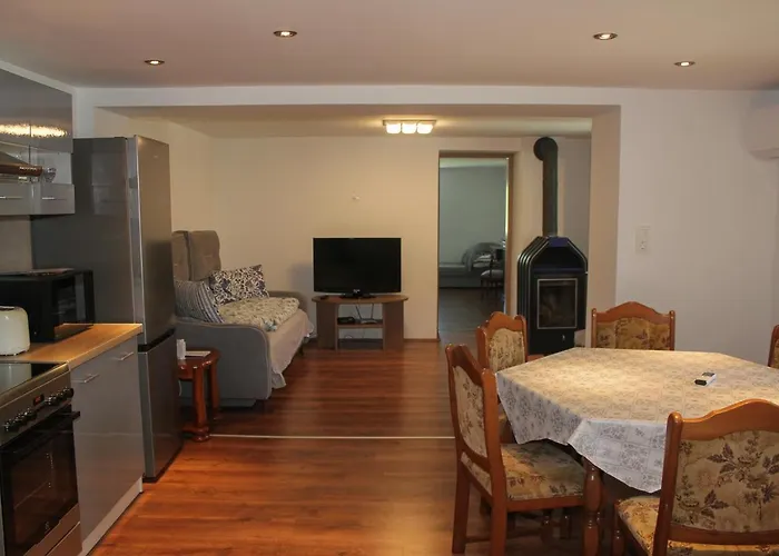 Apartment Das Blaue Haus Vendégház - Kovácshida Kovacshida